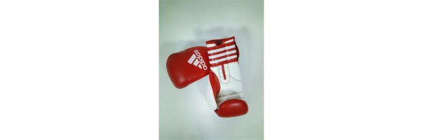 adidas Kids Boxing Gloves 6oz adiBK01